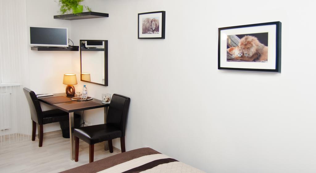 Leo Apartment Pozsony Kültér fotó