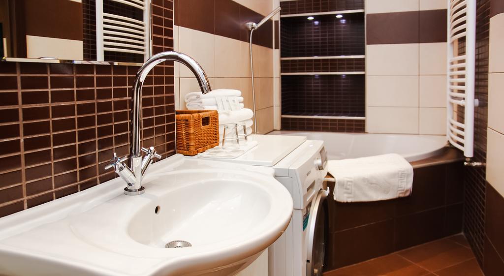 Leo Apartment Pozsony Kültér fotó